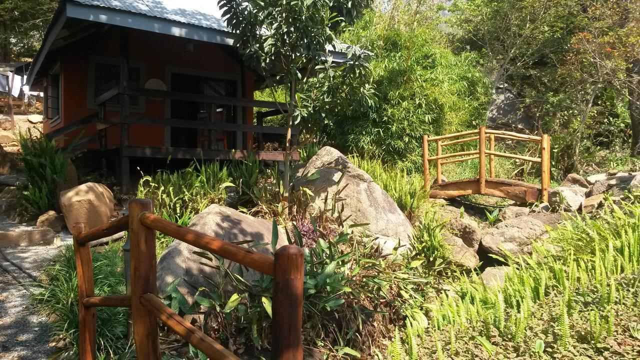 Lidwala Lodge เอซูลวินิ ภายนอก รูปภาพ